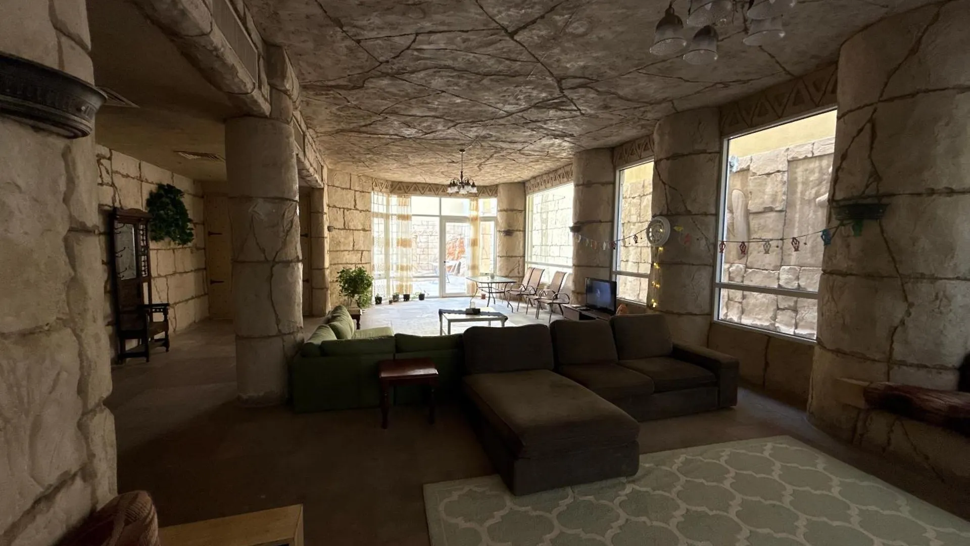 Panzió Desert Rose Villa 7 Abu Dzabi Egyesült Arab Emírségek